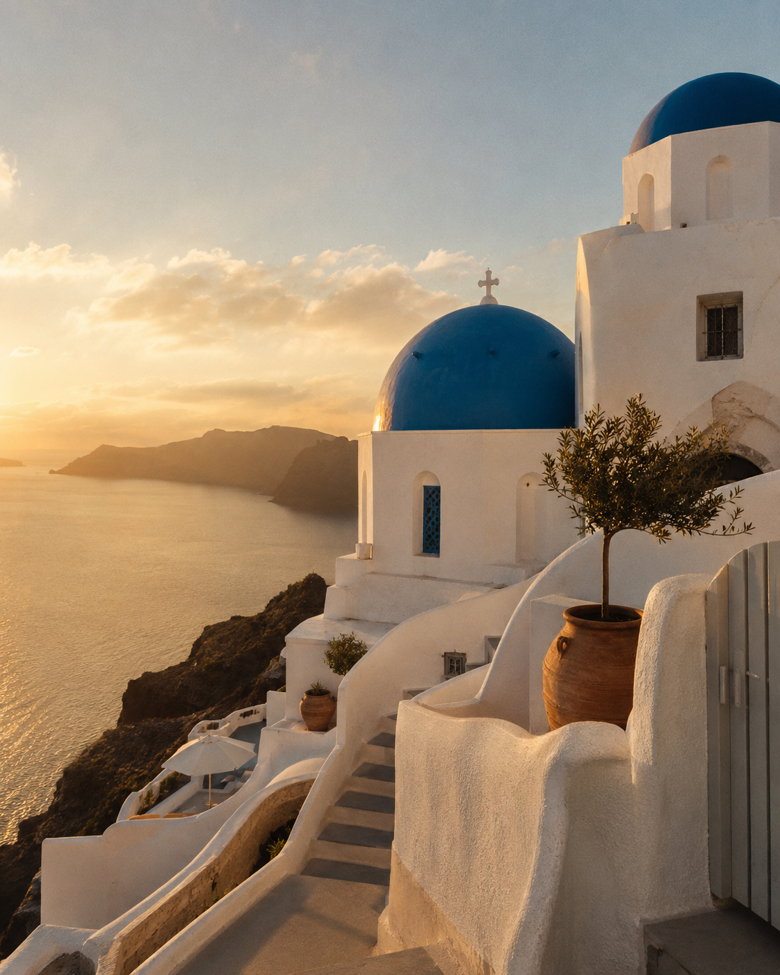 Casa Lume, a whitewashed cliff house in the Cyclades